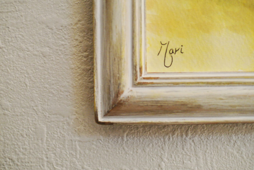 Face scraping cat frame